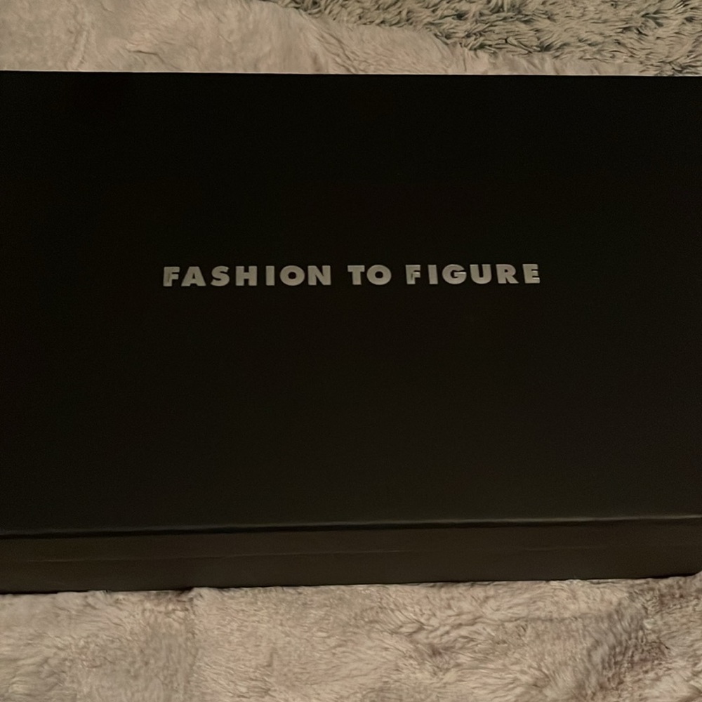 Maeve Flats NIB in Cognac - Brand New comes in Box-  Size 11 - Picture 8 of 9